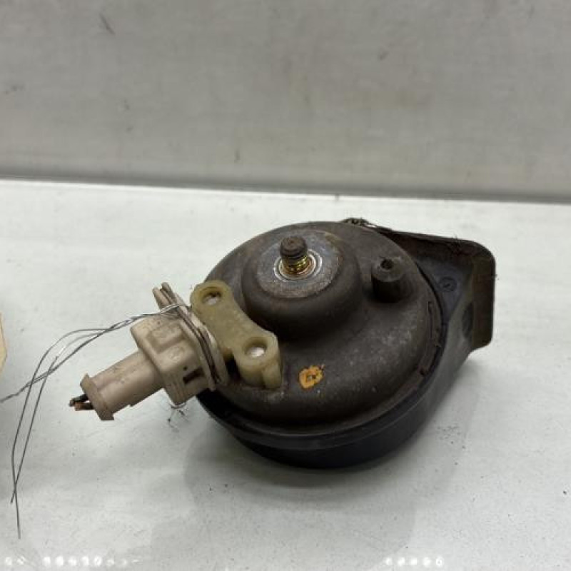 Avertisseur/Klaxon PEUGEOT PARTNER 1 Photo n°5