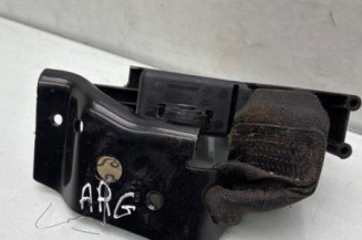 Attache ceinture arriere gauche RENAULT CLIO 3