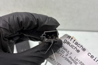 Attache ceinture avant gauche RENAULT CLIO 3