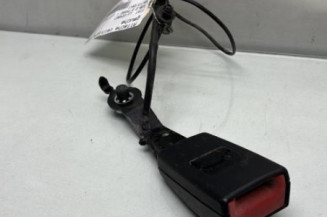 Attache ceinture avant gauche FIAT DOBLO 2 Photo n°1