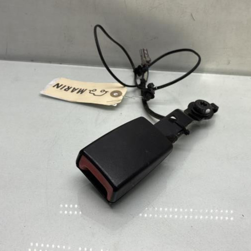 Attache ceinture avant gauche FIAT DOBLO 2 Photo n°2