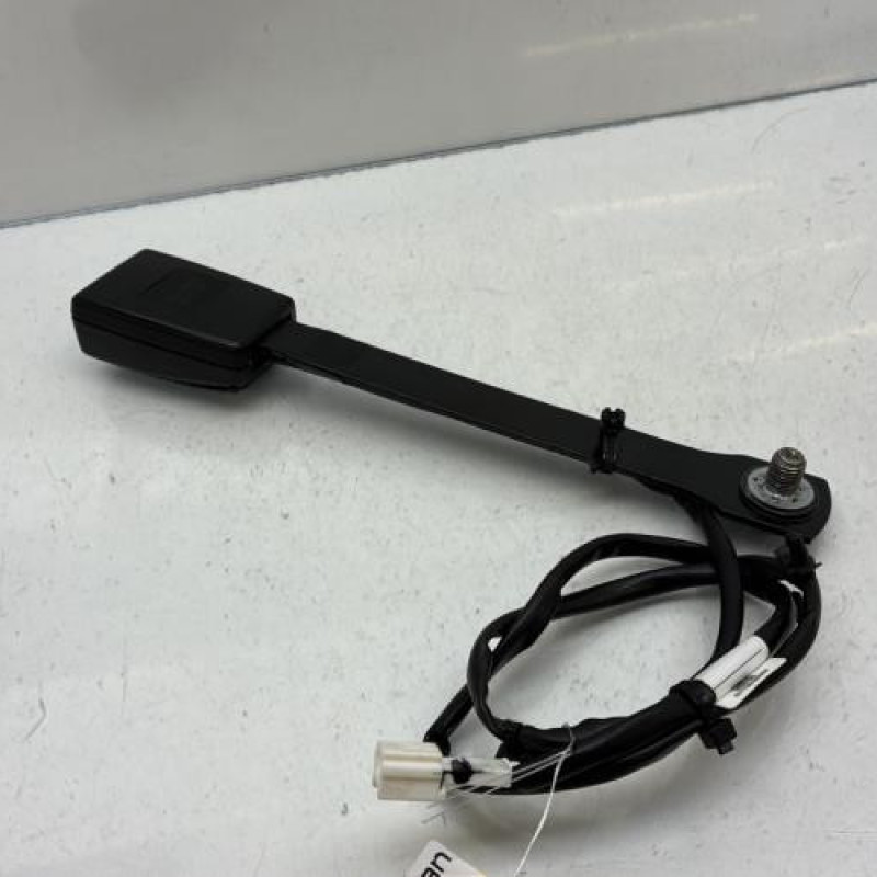 Attache ceinture avant gauche NISSAN JUKE 1 Photo n°6