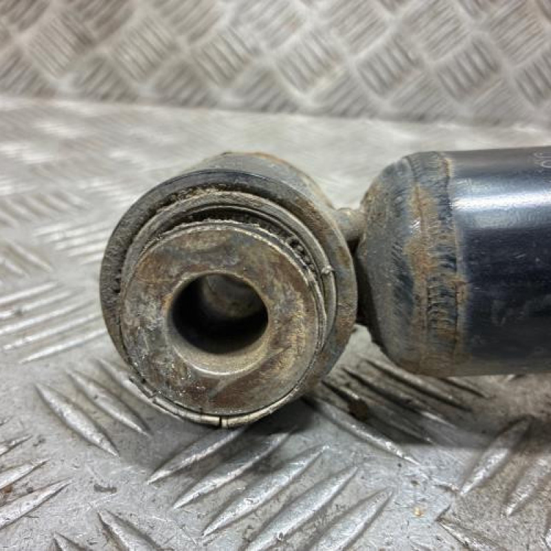 Amortisseur avant droit CITROEN C5 2 Photo n°8