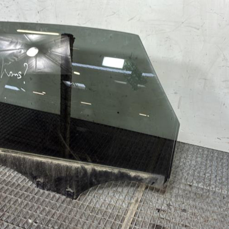 Vitre arriere gauche CITROEN C4 PICASSO 2 Photo n°3