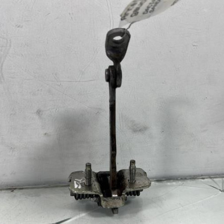 Arret de porte arriere gauche DACIA SANDERO 1 Photo n°1