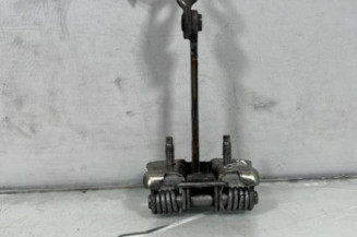 Arret de porte arriere gauche DACIA SANDERO 1