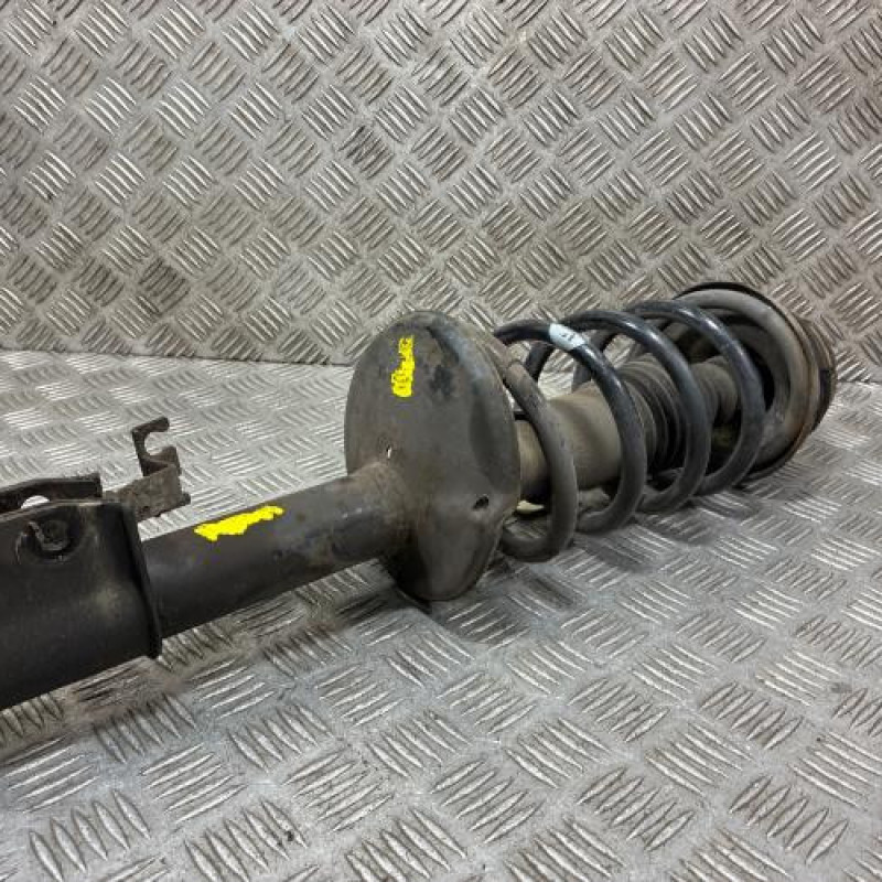 Amortisseur avant droit DACIA SANDERO 1 Photo n°1