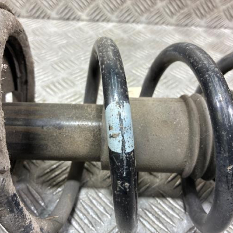 Amortisseur avant droit DACIA SANDERO 1 Photo n°3