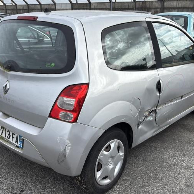 Attache ceinture arriere droit RENAULT TWINGO 2 Photo n°6