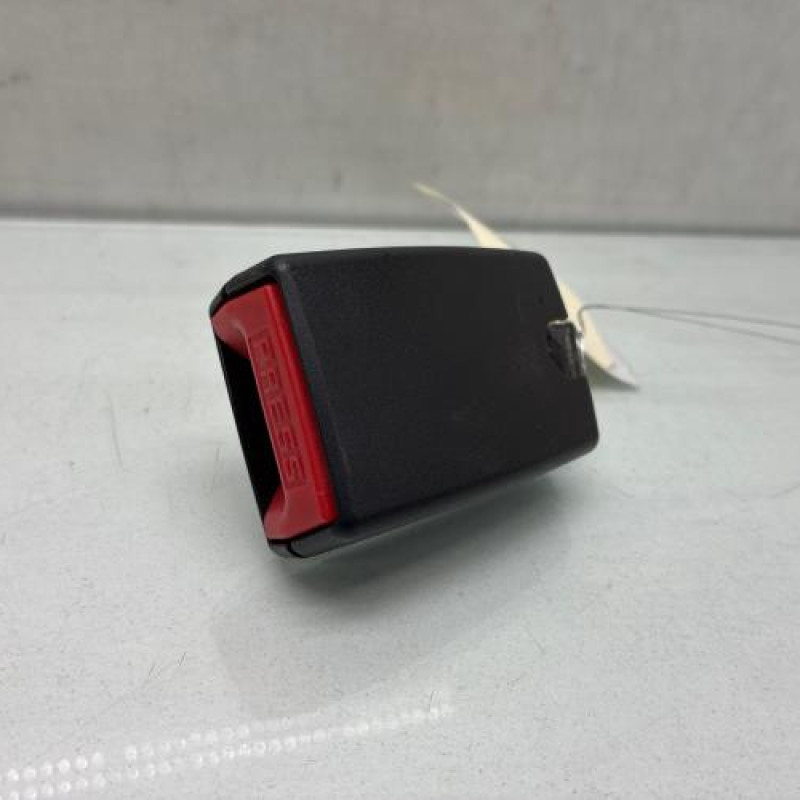 Attache ceinture arriere gauche RENAULT TWINGO 2 Photo n°1