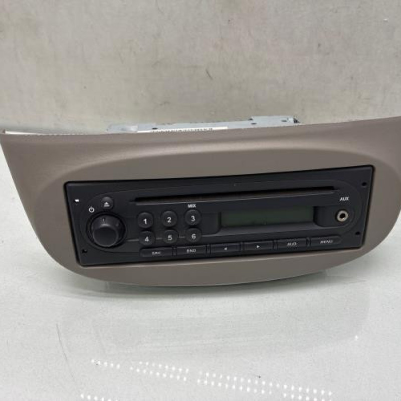 Autoradio d'origine RENAULT TWINGO 2 Photo n°1