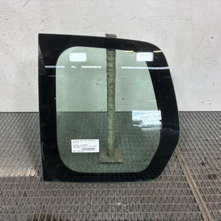 Vitre porte coffre droit CITROEN BERLINGO 2 Photo n°1