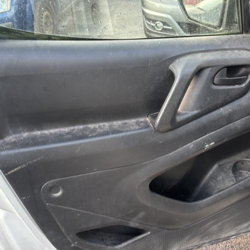 Vitre porte coffre droit CITROEN BERLINGO 2 Photo n°13