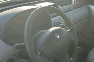 Attache ceinture arriere droit RENAULT KANGOO 1