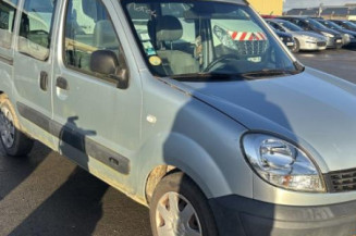 Attache ceinture arriere gauche RENAULT KANGOO 1