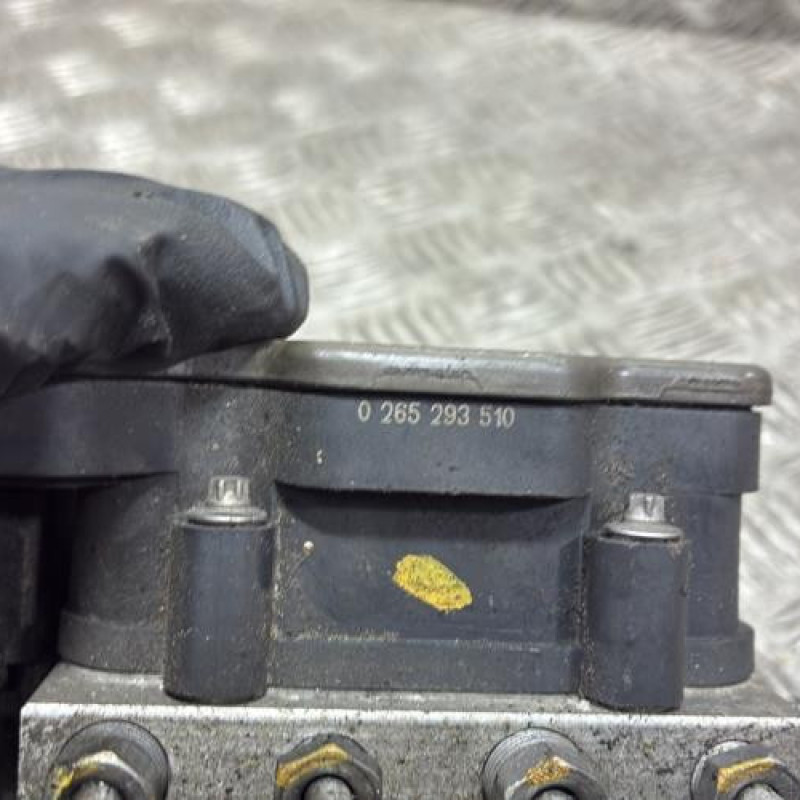 Bloc ABS (freins anti-blocage) RENAULT CLIO 5 Photo n°2