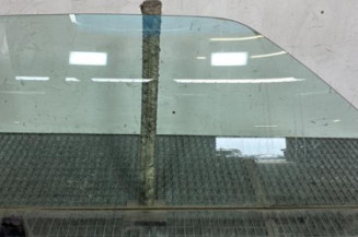 Vitre avant droit VOLKSWAGEN GOLF 4 Photo n°1