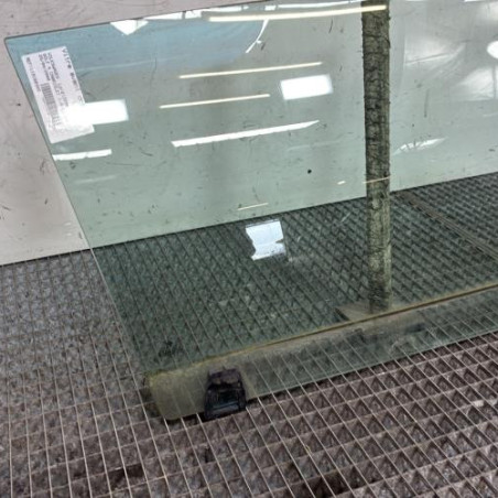 Vitre avant droit VOLKSWAGEN GOLF 4