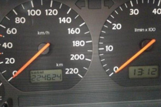 Vitre avant droit VOLKSWAGEN GOLF 4