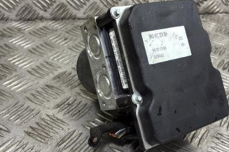 Bloc ABS (freins anti-blocage) AUDI A4 3 Photo n°1