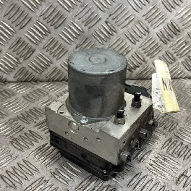 Bloc ABS (freins anti-blocage) AUDI A4 3 Photo n°3