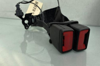 Attache ceinture arriere gauche AUDI Q2 Photo n°1
