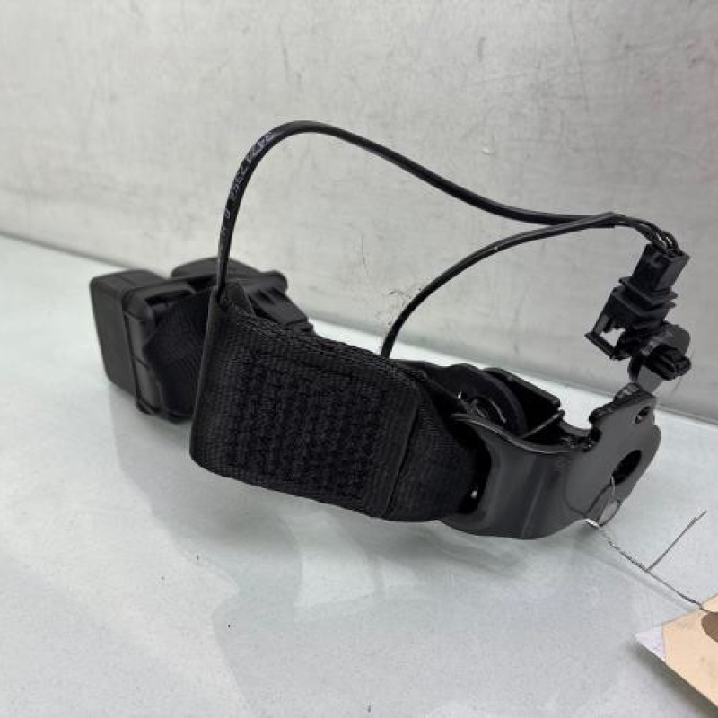 Attache ceinture arriere gauche AUDI Q2 Photo n°2