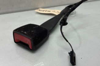 Attache ceinture avant droit AUDI Q2 Photo n°1