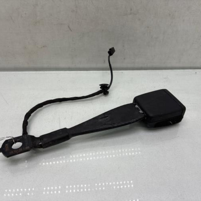 Attache ceinture avant gauche AUDI Q2 Photo n°3