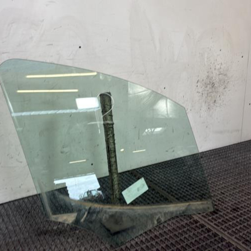 Vitre avant droit CITROEN BERLINGO 2 Photo n°2