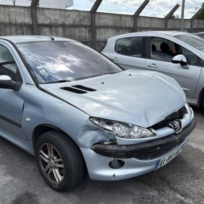 Bloc ABS (freins anti-blocage) PEUGEOT 206 Photo n°7