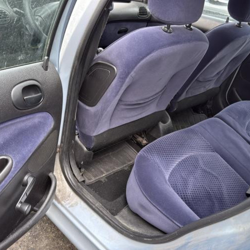 Bloc ABS (freins anti-blocage) PEUGEOT 206 Photo n°15