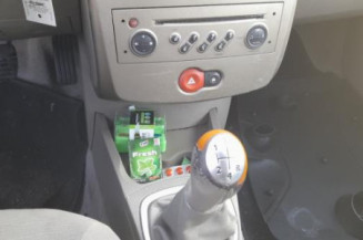 Absorbeur de pare choc arriere RENAULT CLIO 3