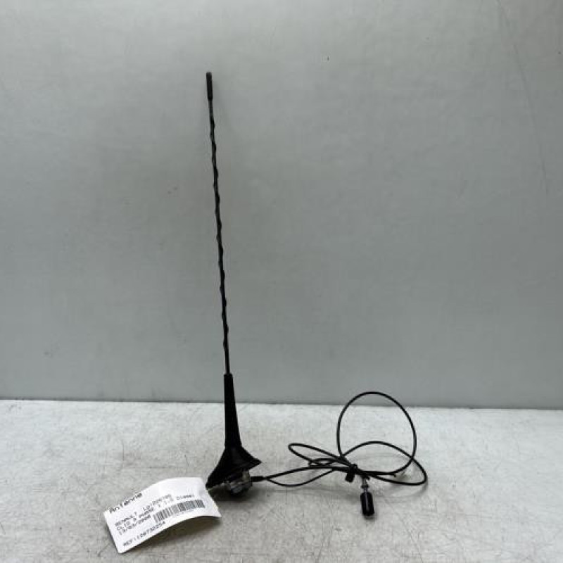 Antenne RENAULT CLIO 3 Photo n°1