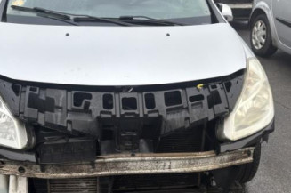 Attache ceinture arriere droit RENAULT CLIO 3