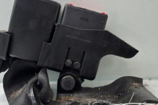 Attache ceinture arriere gauche RENAULT CLIO 3 Photo n°1