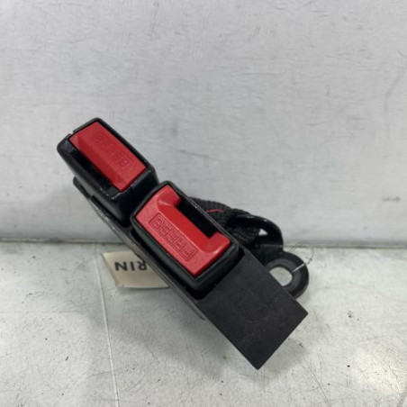 Attache ceinture arriere droit RENAULT CLIO 3