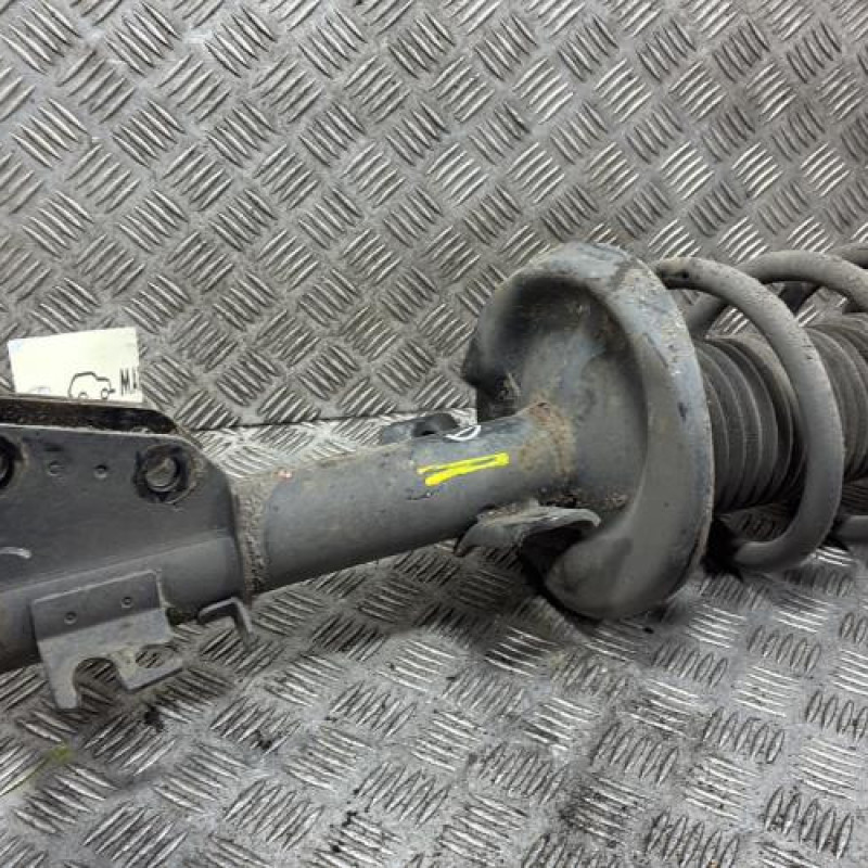 Amortisseur avant droit RENAULT MASTER 3 Photo n°1