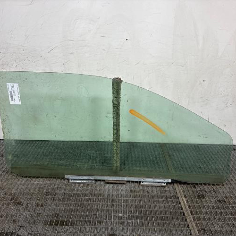 Vitre avant gauche RENAULT TWINGO 1 Photo n°2