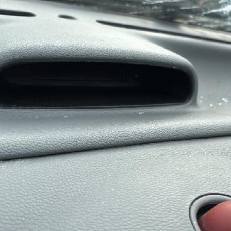 Vitre avant gauche RENAULT TWINGO 1 Photo n°20