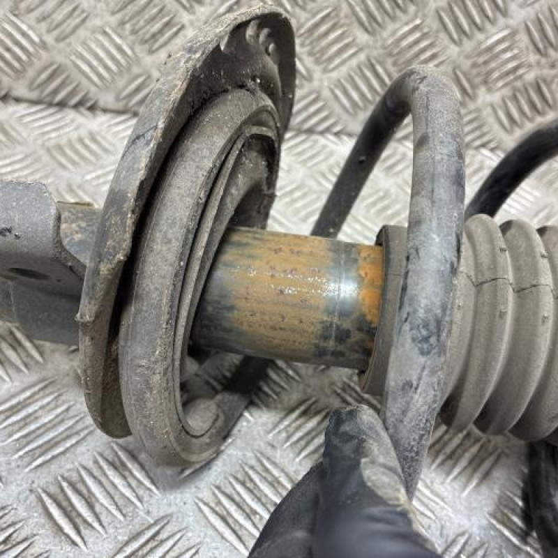 Amortisseur avant droit RENAULT MEGANE 2 Photo n°2