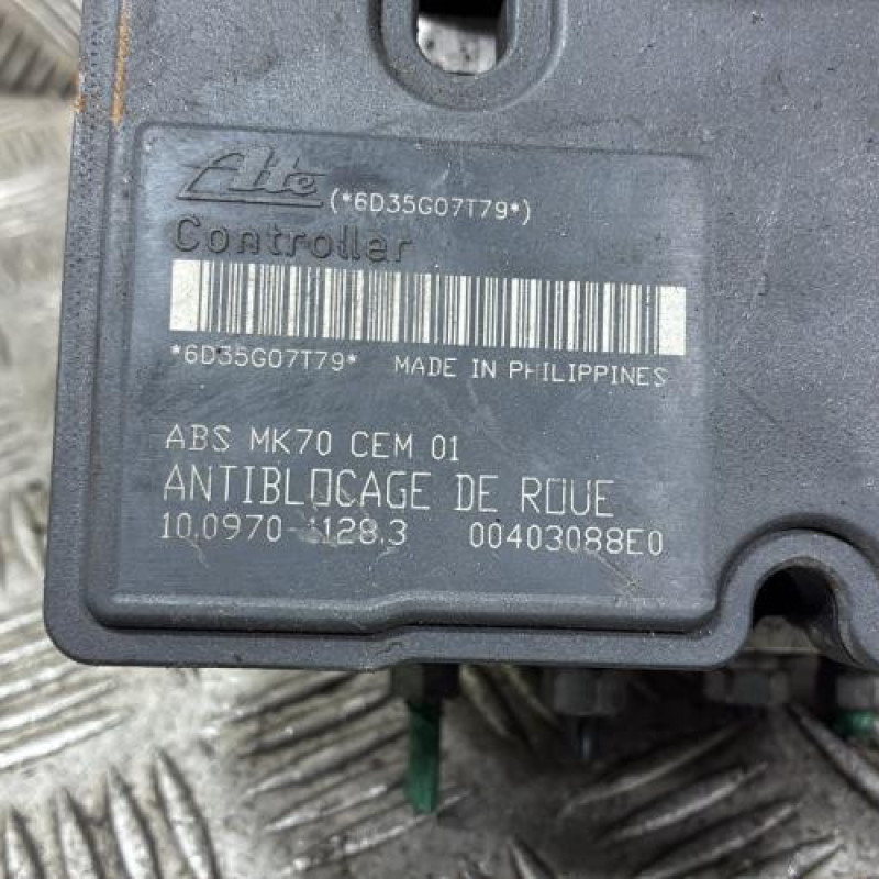 Bloc ABS (freins anti-blocage) PEUGEOT 206 Photo n°2