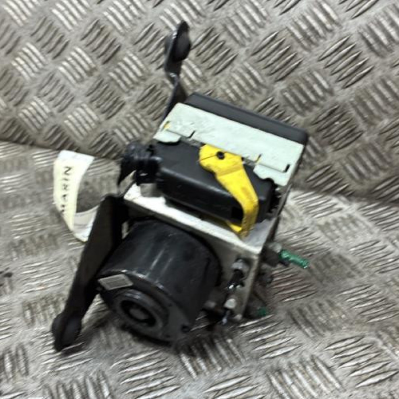 Bloc ABS (freins anti-blocage) PEUGEOT 206 Photo n°3