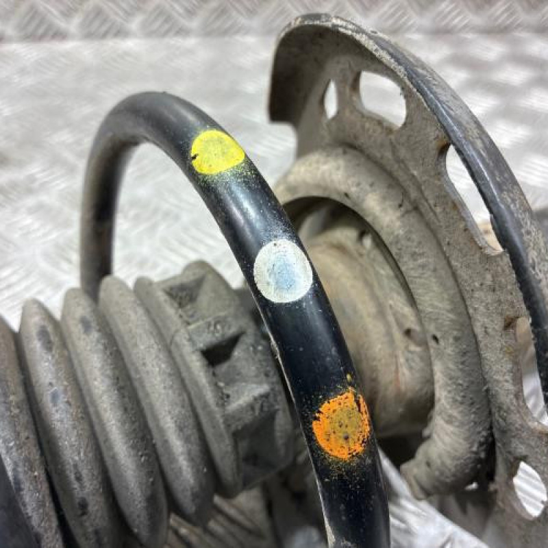 Amortisseur avant droit PEUGEOT 208 1 Photo n°4