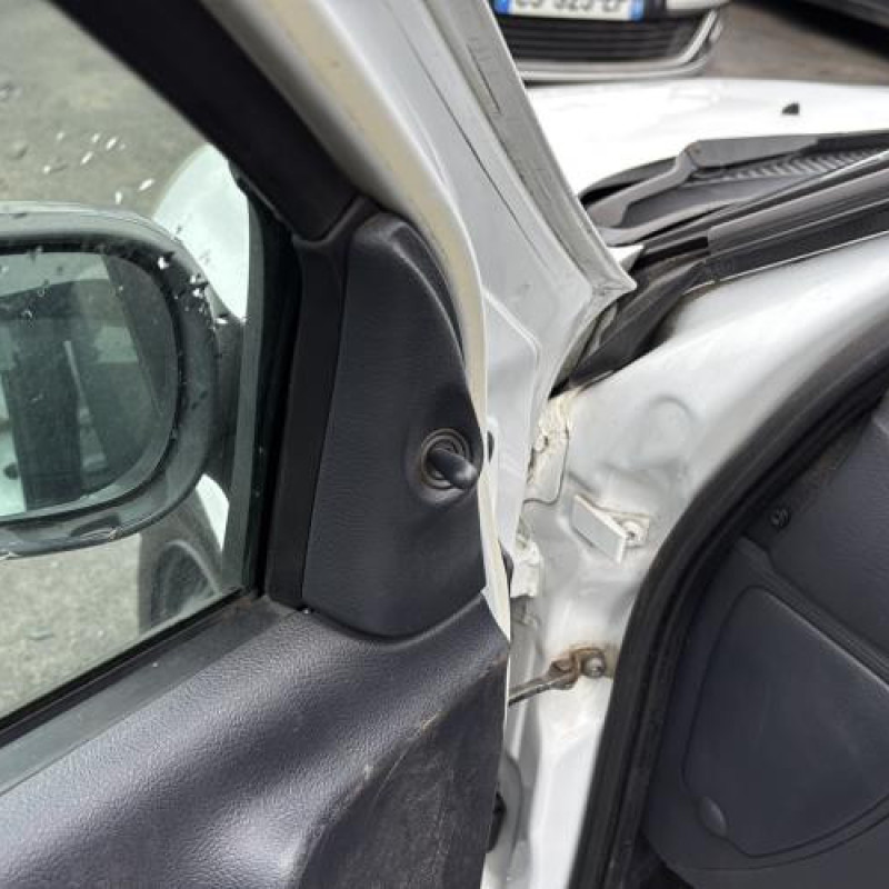 Boitier air bag RENAULT CLIO 2 Photo n°14