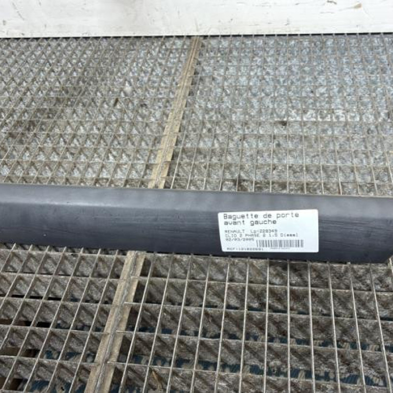 Baguette de porte avant gauche RENAULT CLIO 2 Photo n°3