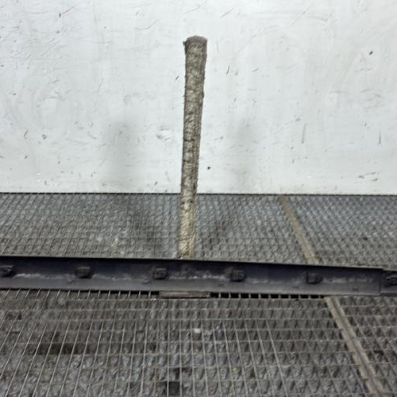 Baguette de porte avant gauche RENAULT CLIO 2 Photo n°4