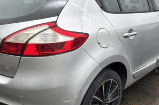 Vitre avant droit RENAULT MEGANE 3