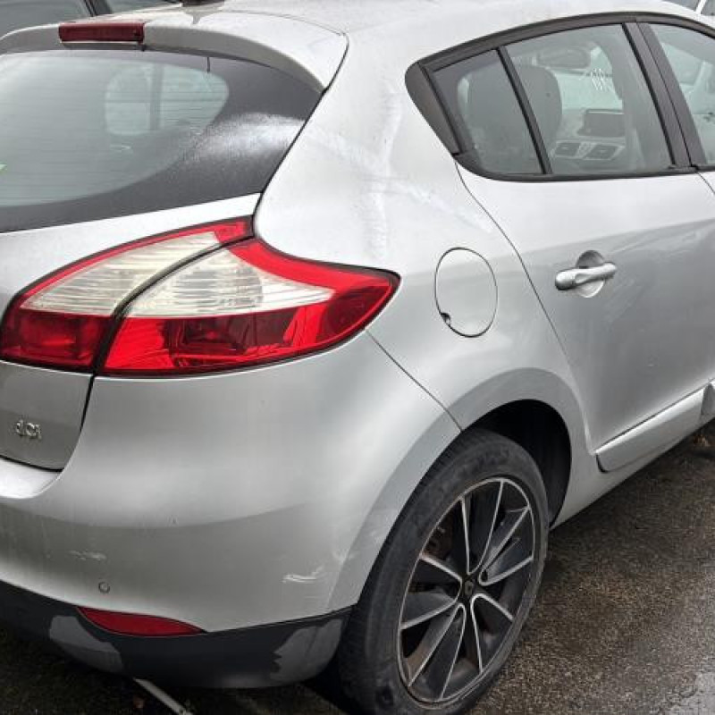 Vitre avant droit RENAULT MEGANE 3 Photo n°5