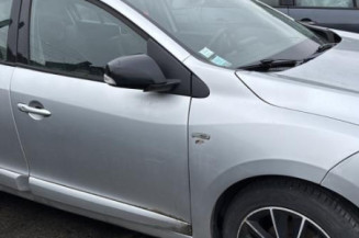Vitre avant droit RENAULT MEGANE 3